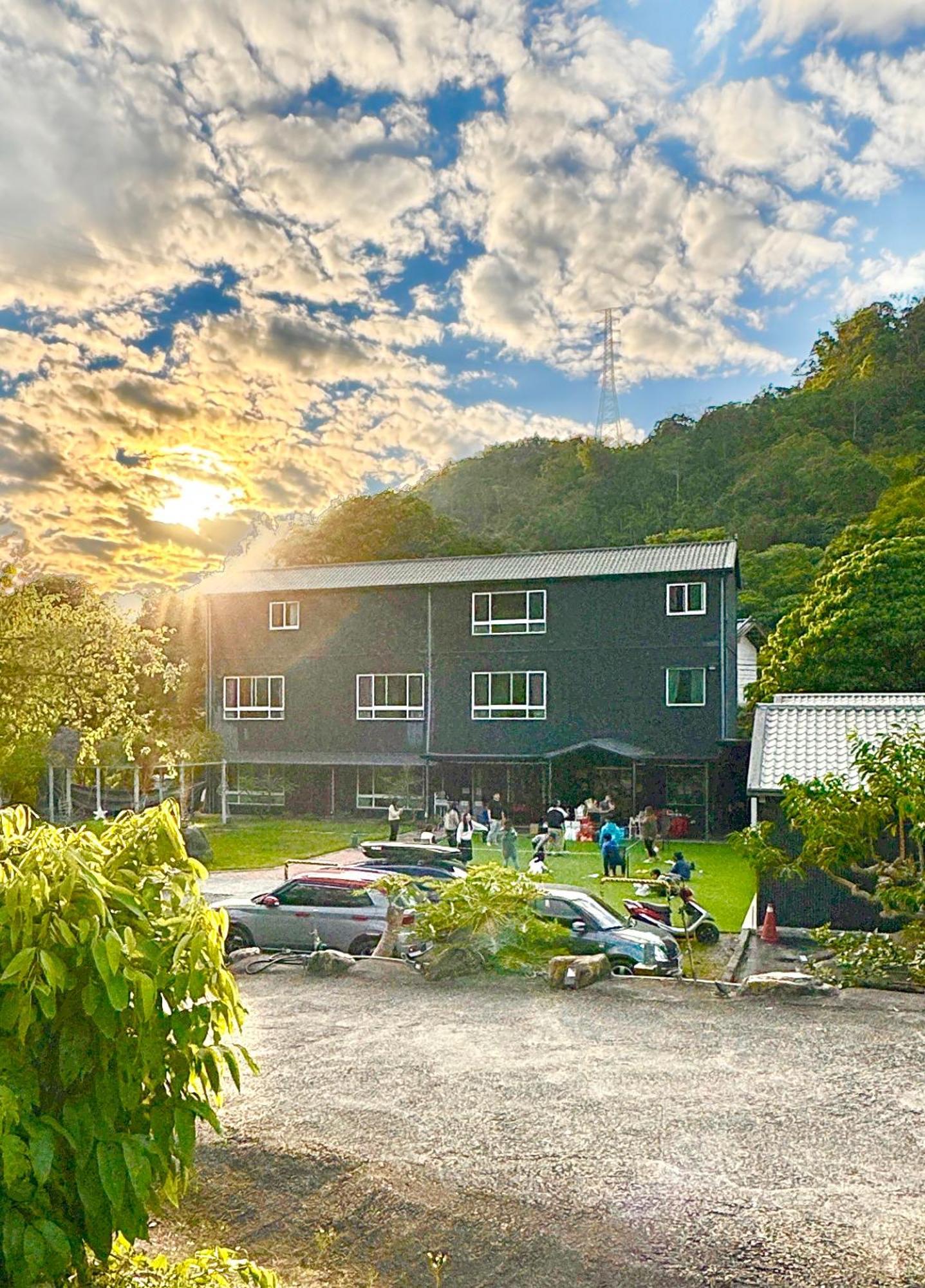 Blackjazz Inn Puli Exteriör bild